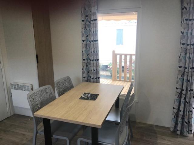 Mobilhome Canet En Roussillon - Canet Plage Loc Екстер'єр фото